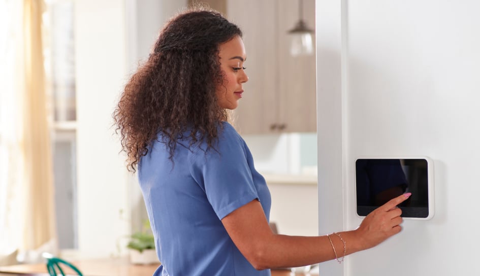 Vivint smart hub in Salem]]